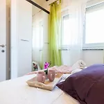 Mazijini Dvori Apartamento