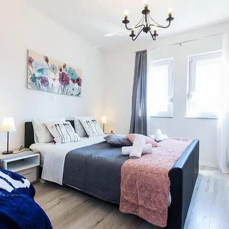 Mazijini Dvori زادار