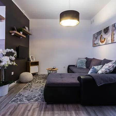 Mazijini Dvori زادار