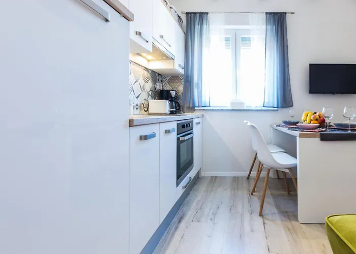 Lägenhet Mazijini Dvori