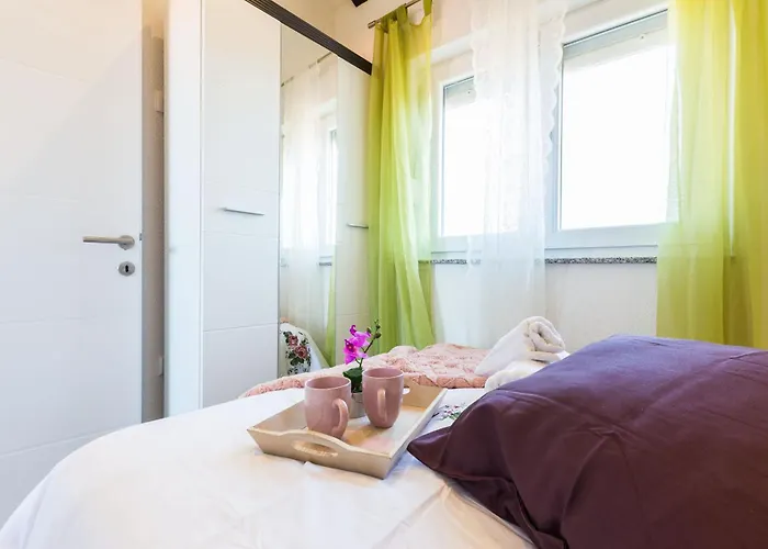 Mazijini Dvori Lägenhet