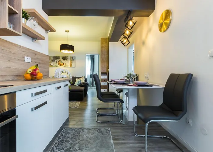 Mazijini Dvori Lägenhet